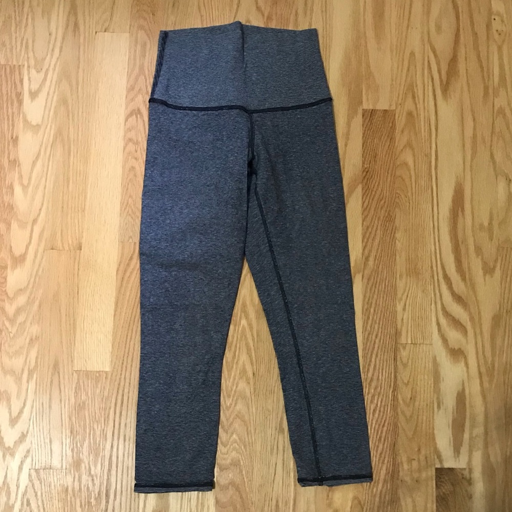 Lululemon crop leggings